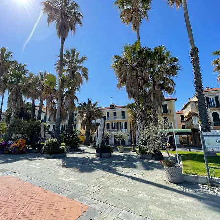 - Garofani Ντιάνο Μαρίνα