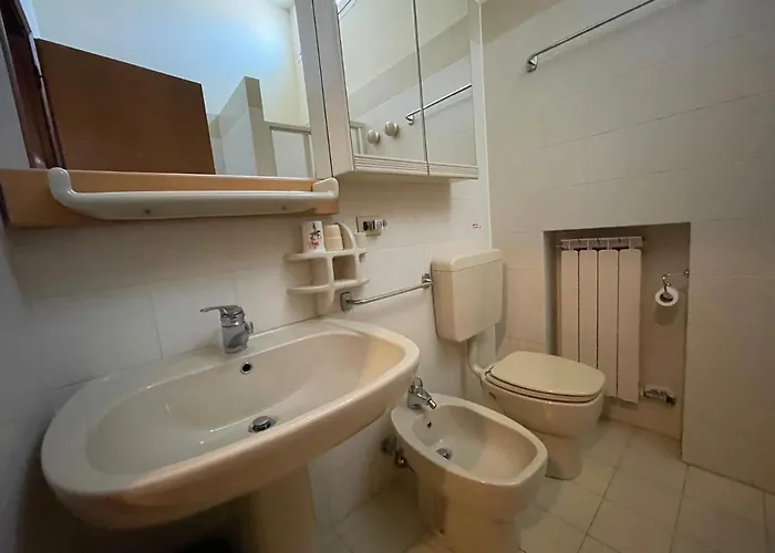 - Garofani Διαμέρισμα