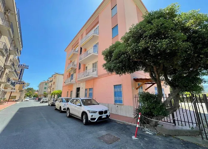 - Garofani Διαμέρισμα *